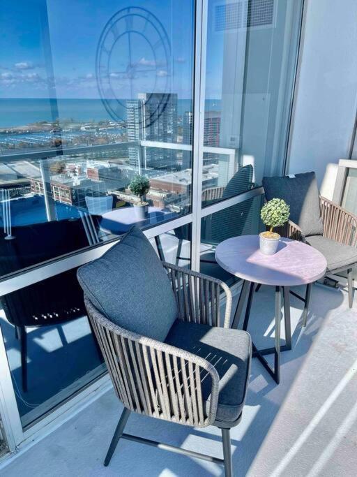 Апартаменты Penthouse In South Loop Чикаго Экстерьер фото