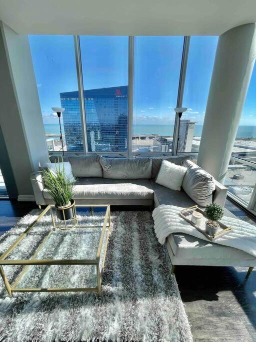 Апартаменты Penthouse In South Loop Чикаго Экстерьер фото